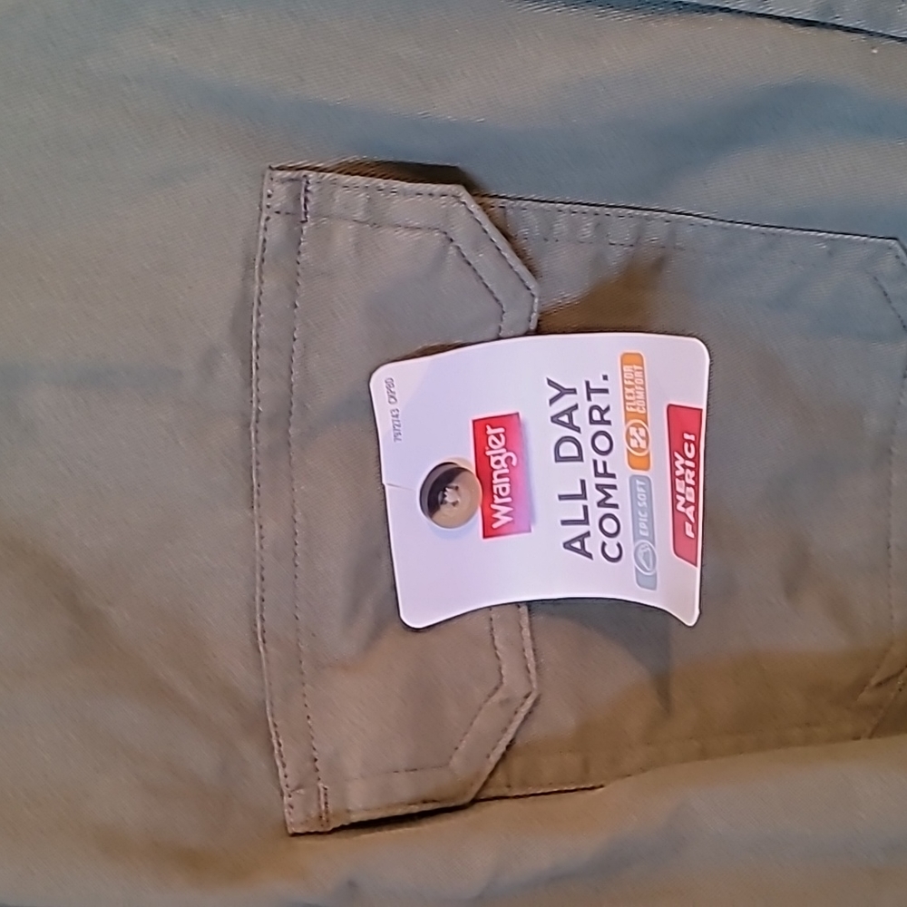 Wrangler Men's Workwear Shirt Size Medium - Picture 4 of 5